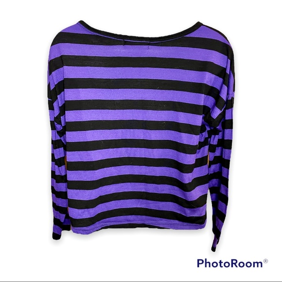 Striped Crop Top - Picture 4 of 4